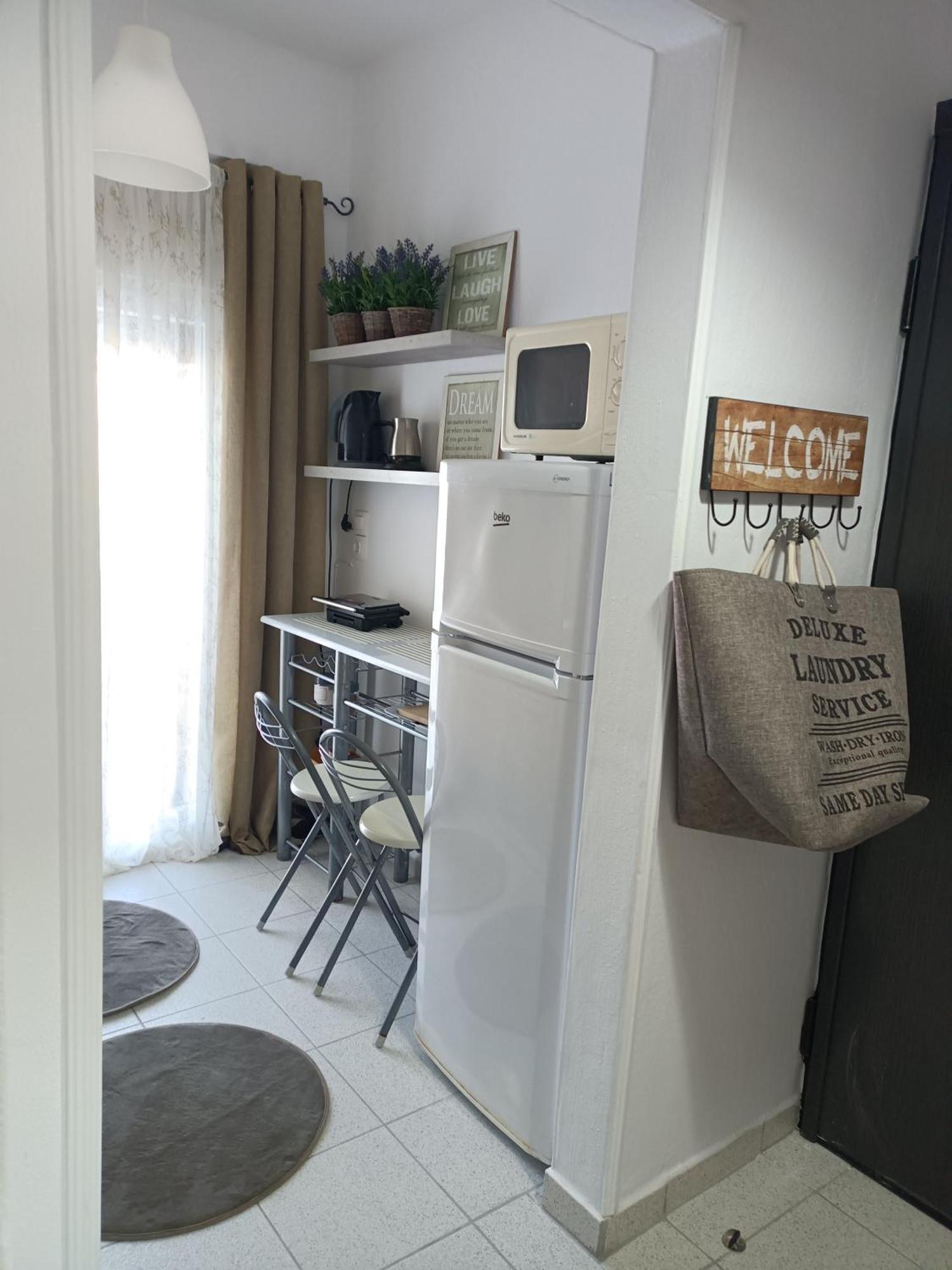 Stefiniki Apartment Psakoudia Bagian luar foto